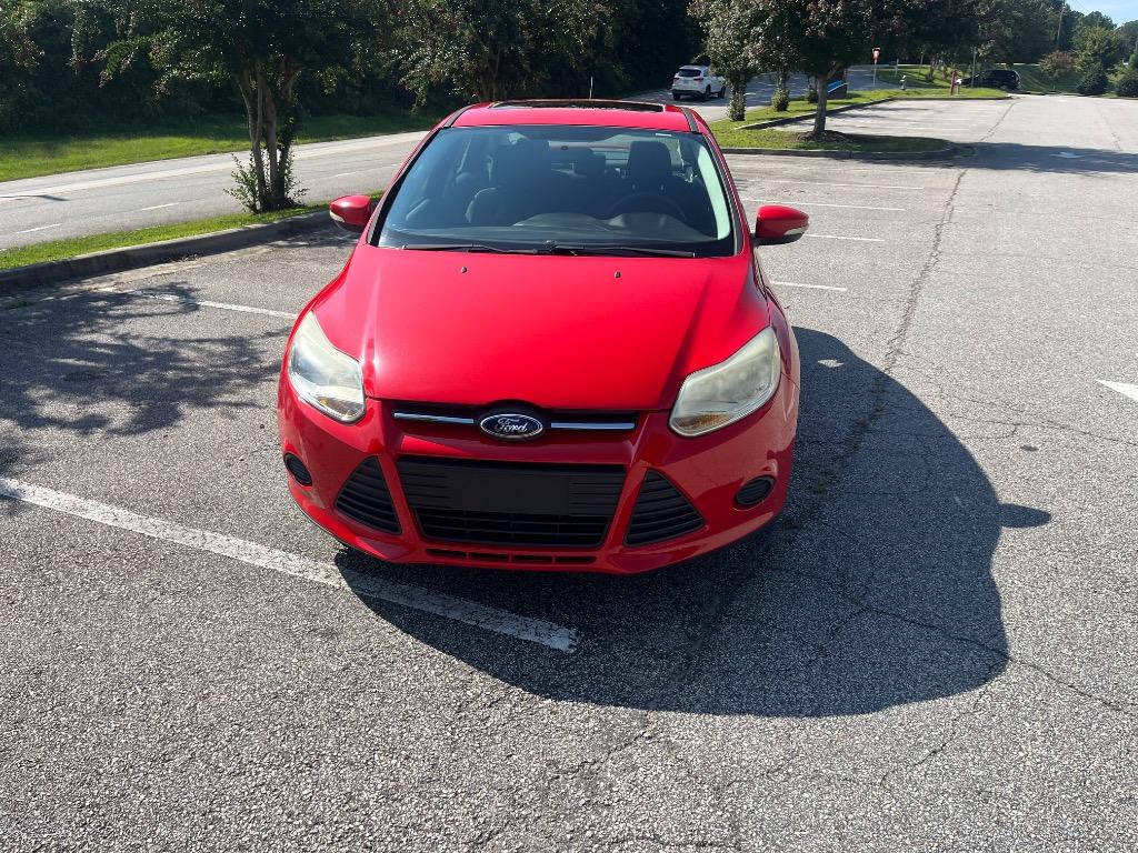 2013 Ford Focus SE's photo