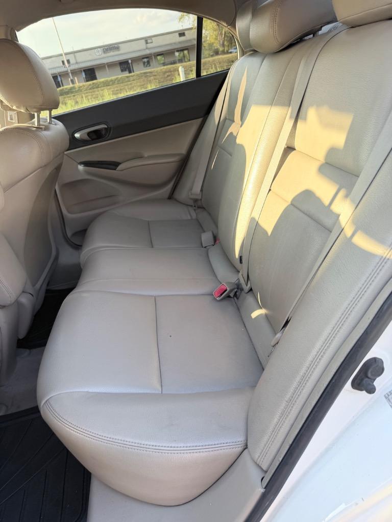 2010 Honda Civic LX - Photo 10