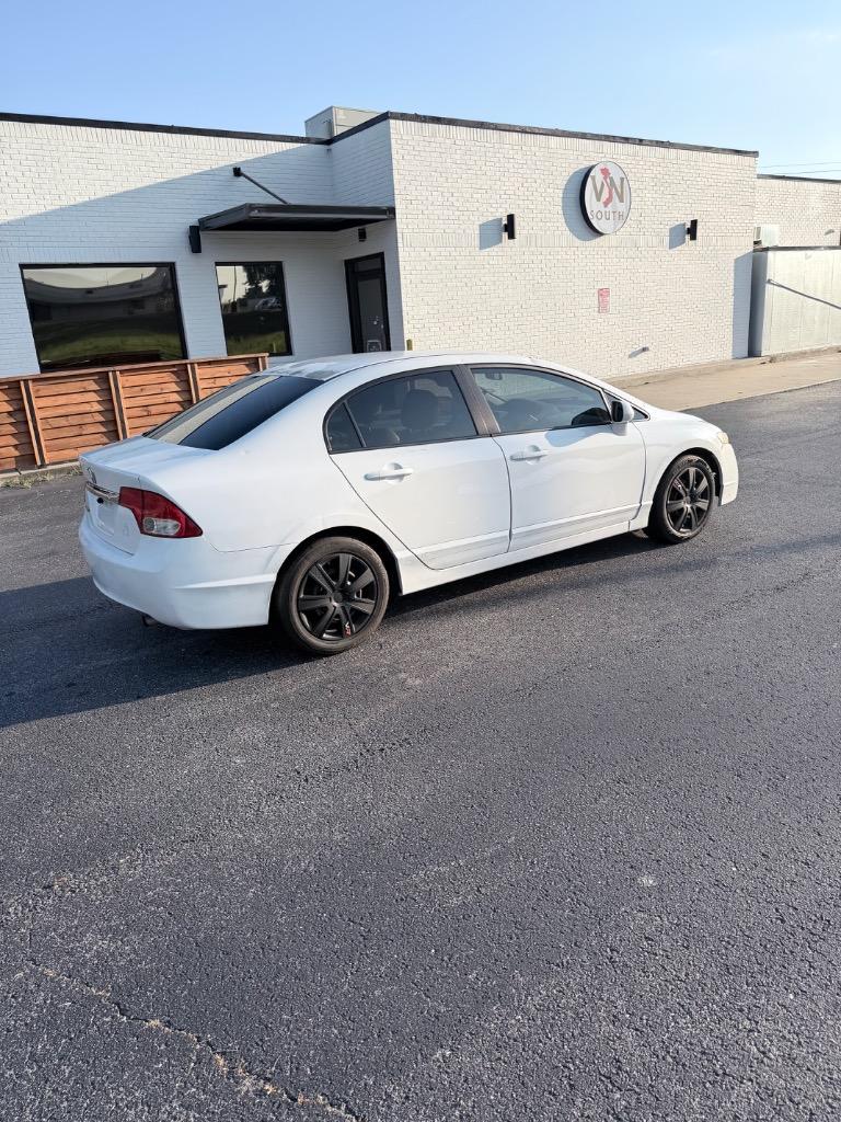 2010 Honda Civic LX - Photo 6